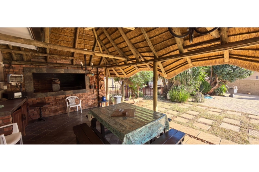3 Bedroom Property for Sale in Hadison Park Northern Cape